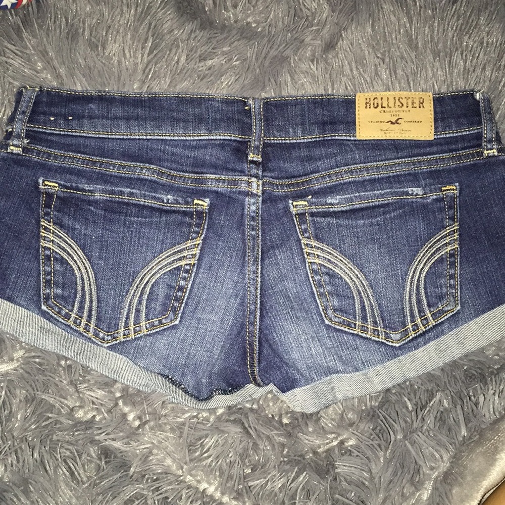 Shorts - Picture 4 of 4
